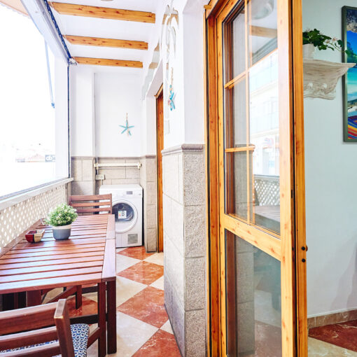 Dos apartamentos junto al mar